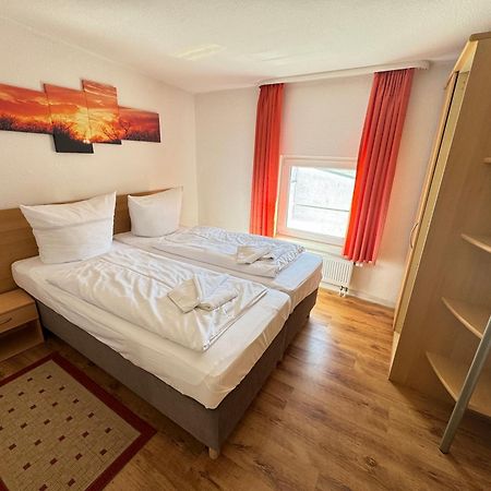 Aalreuse Hotel Rostock Exterior photo