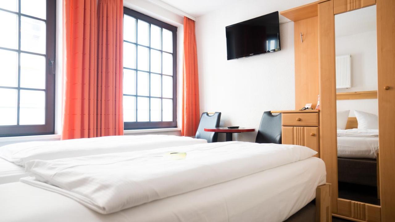 Aalreuse Hotel Rostock Exterior photo